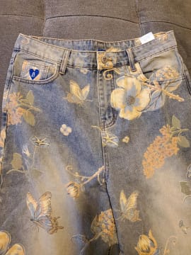 Customer photo review of Aelfric Eden Floral Baggy Jeans