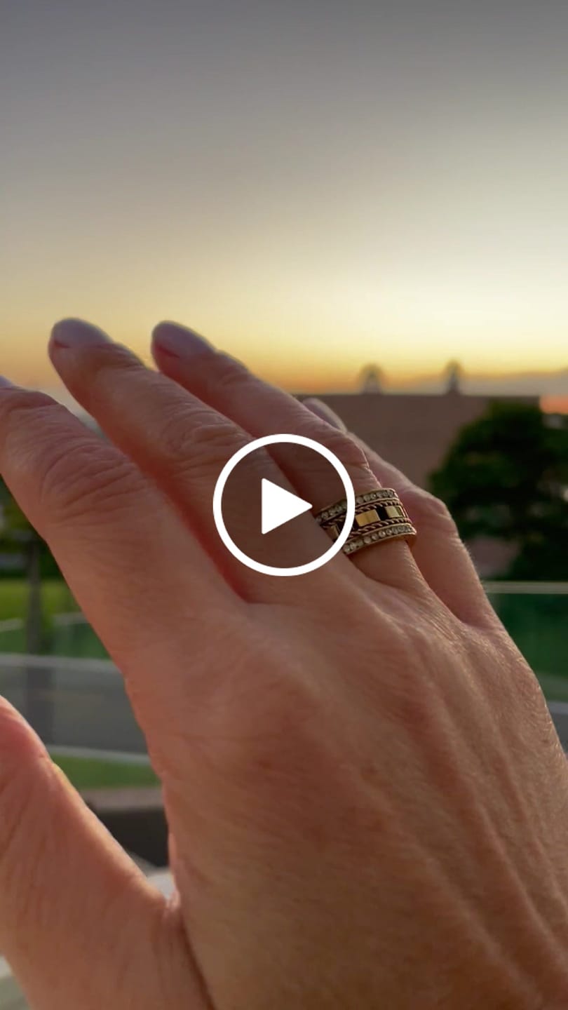 Customer video review of Mix de Colares Cleópatra Banhado em Ouro 18K