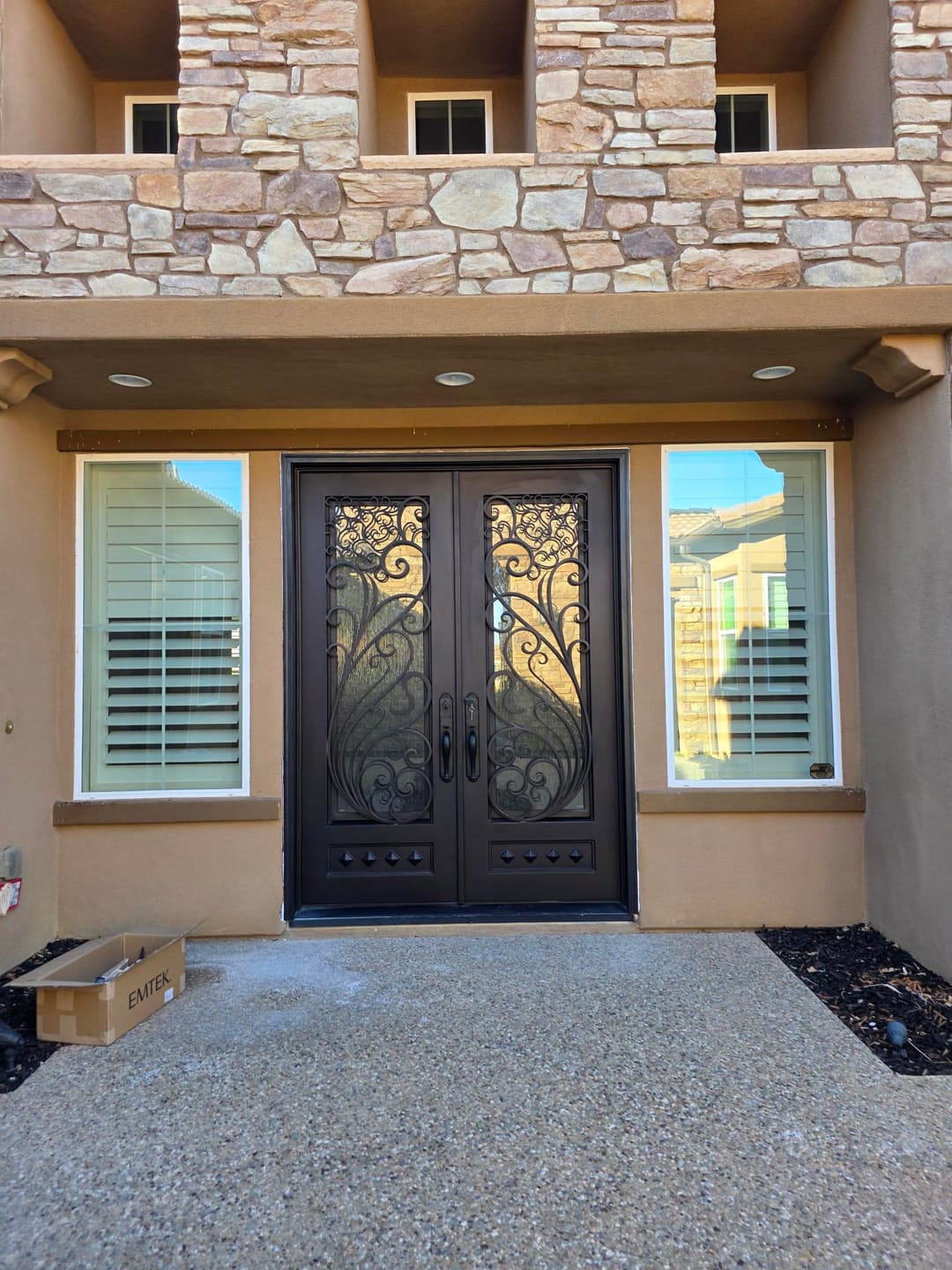Customer photo review of Emtek: Greeley
