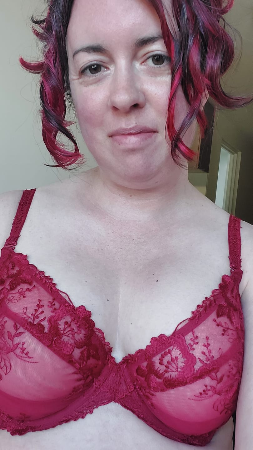 Customer photo review of EVIE BRA - RUBY
