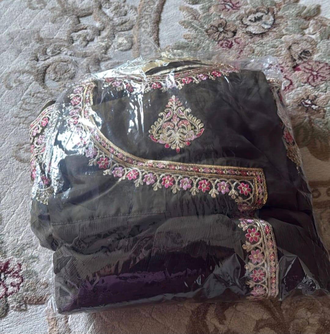 Customer photo review of ZOHRISH