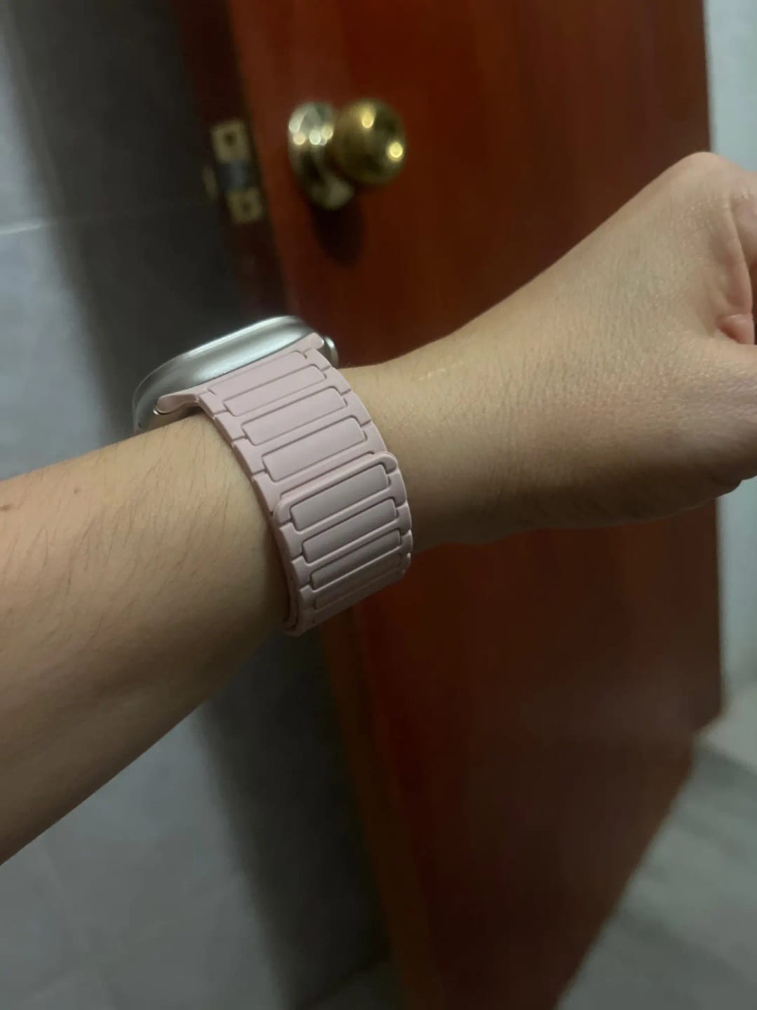 Customer photo review of Bracelet Silicone Magnétique pour Apple Watch