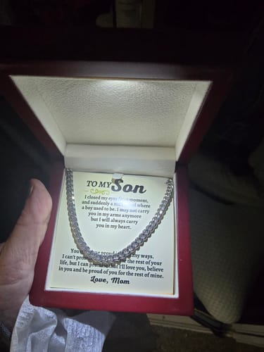 Customer photo review of To My Son - Love Mom - Forever Linked Gift Set - SS449