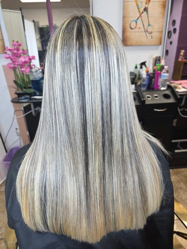 Customer photo review of Mystical Gloss