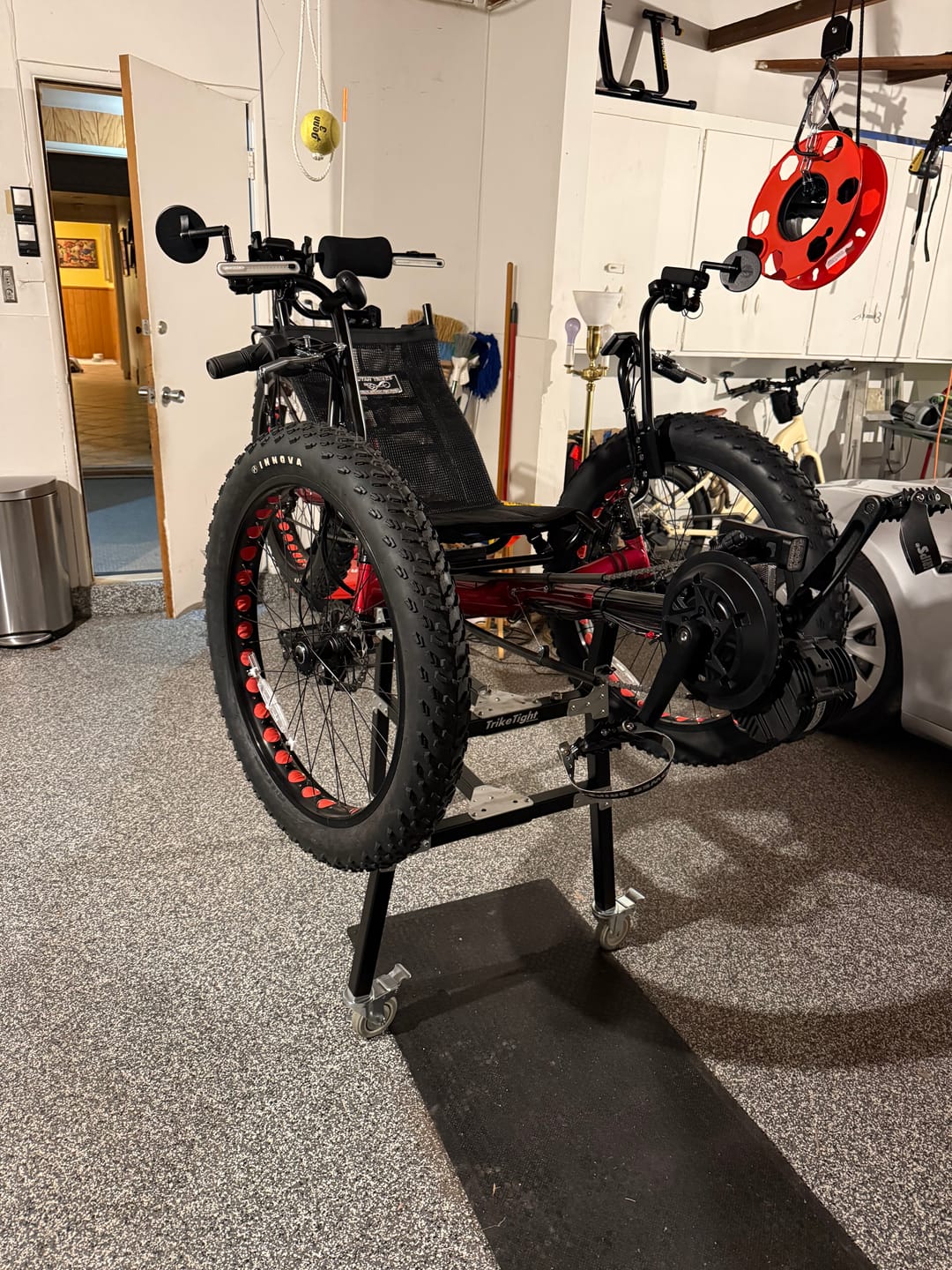 Customer photo review of Roll Around TrikeTight Workstand