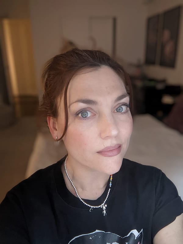 Customer photo review of Awaken™ Dual-Action Brow Wand
