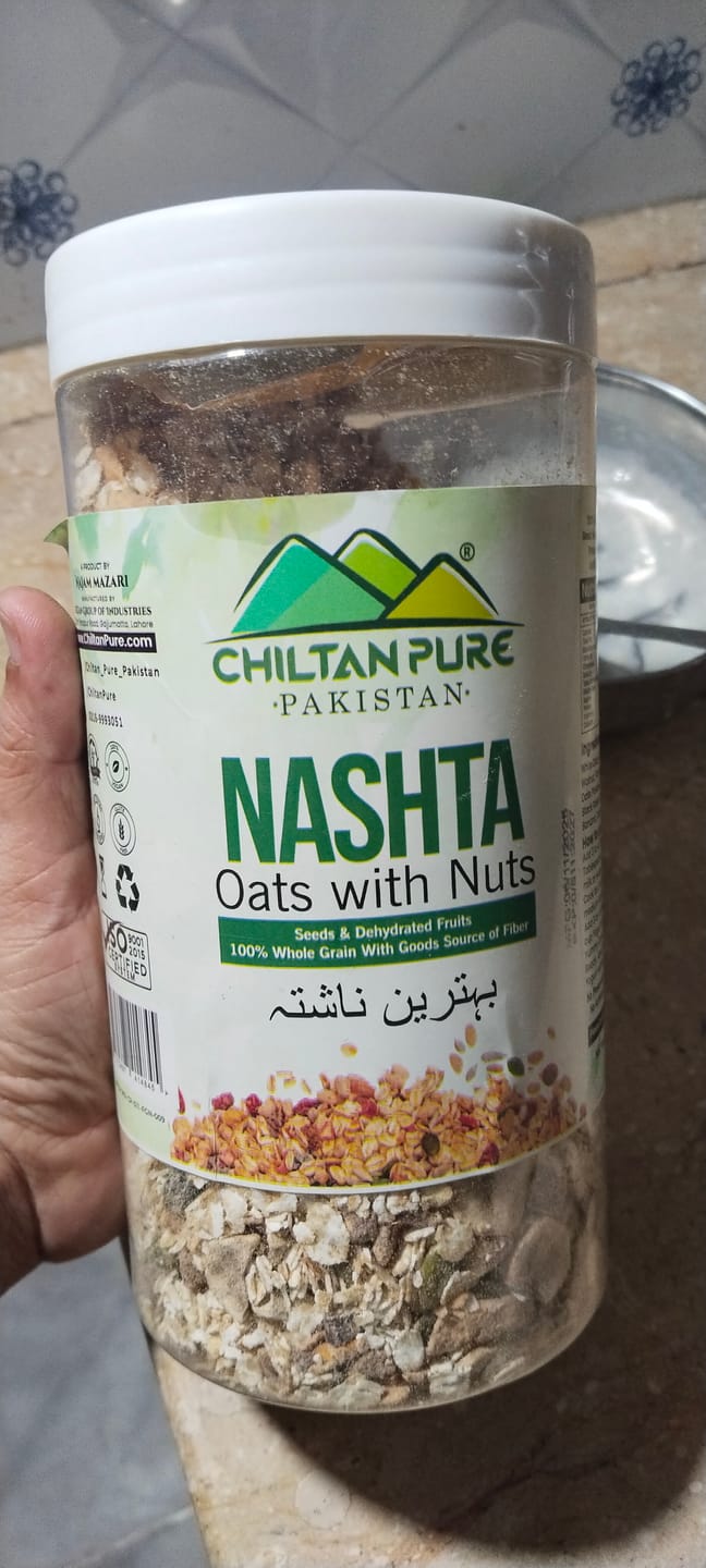 Customer photo review of Nashta Oats with Nuts - Fuel Your Day with a Nutritious Nutty and Crunchy Bite