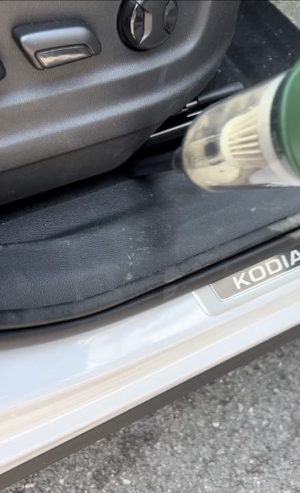Customer photo review of PowerClean - Aspirateur sans fil pour voiture ultime