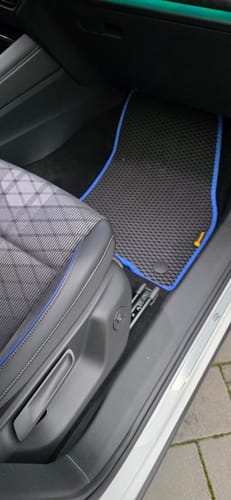 Customer photo review of Auto Fußmatten nach Maß - Vorne