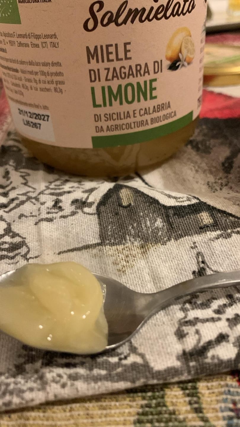 Customer photo review of Miele di Limone