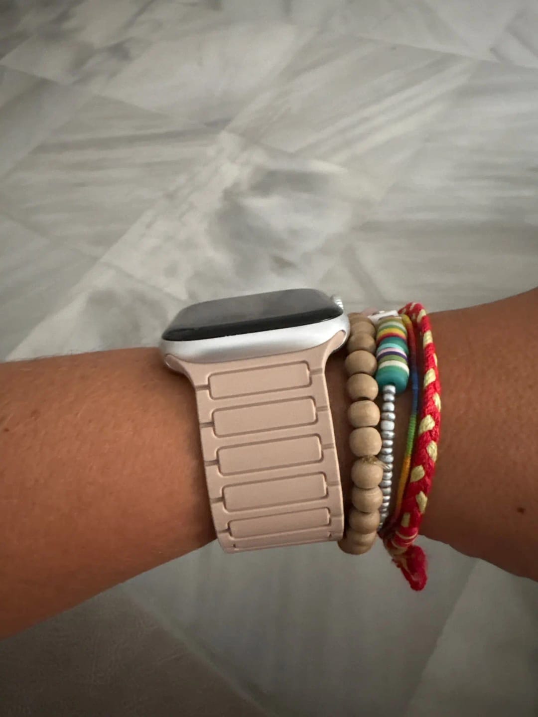 Customer photo review of Bracelet Silicone Magnétique pour Apple Watch