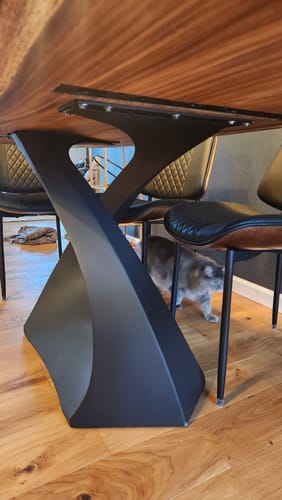 Customer photo review of Table Base 323 Tulipe 28" H Modern Style Handcrafted Stand