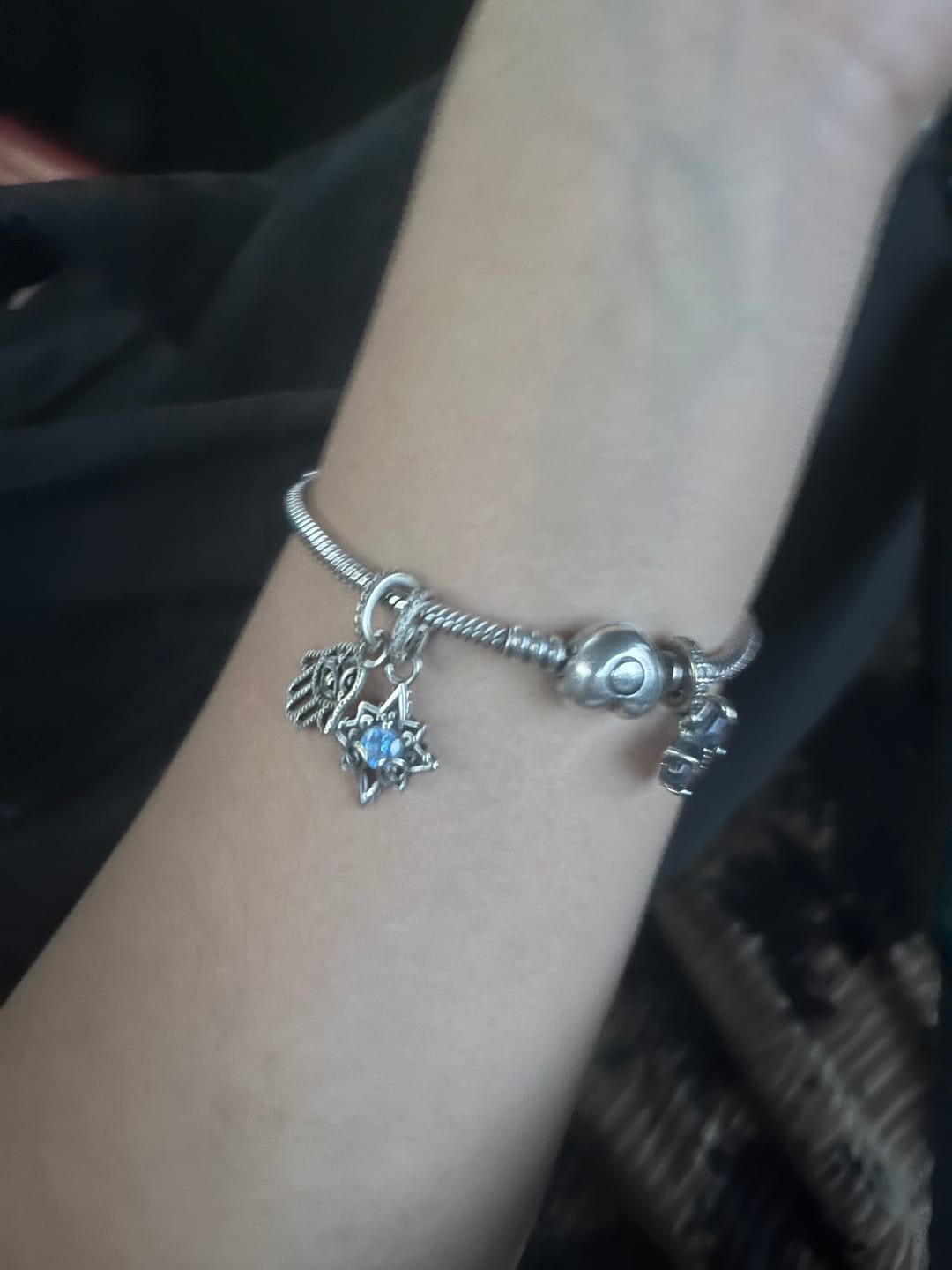 Customer photo review of Charm Jamsa de Luna y Estrella