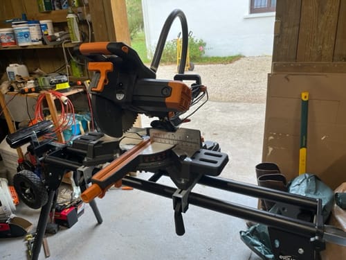 Customer photo review of Scie à onglet électrique 255mm Evolution R255SMS+ avec Lame multi-matériaux TCT