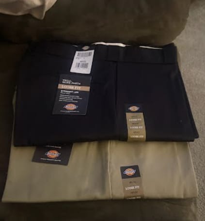 Customer photo review of Dickies Loose Fit Double Knee Work Pants