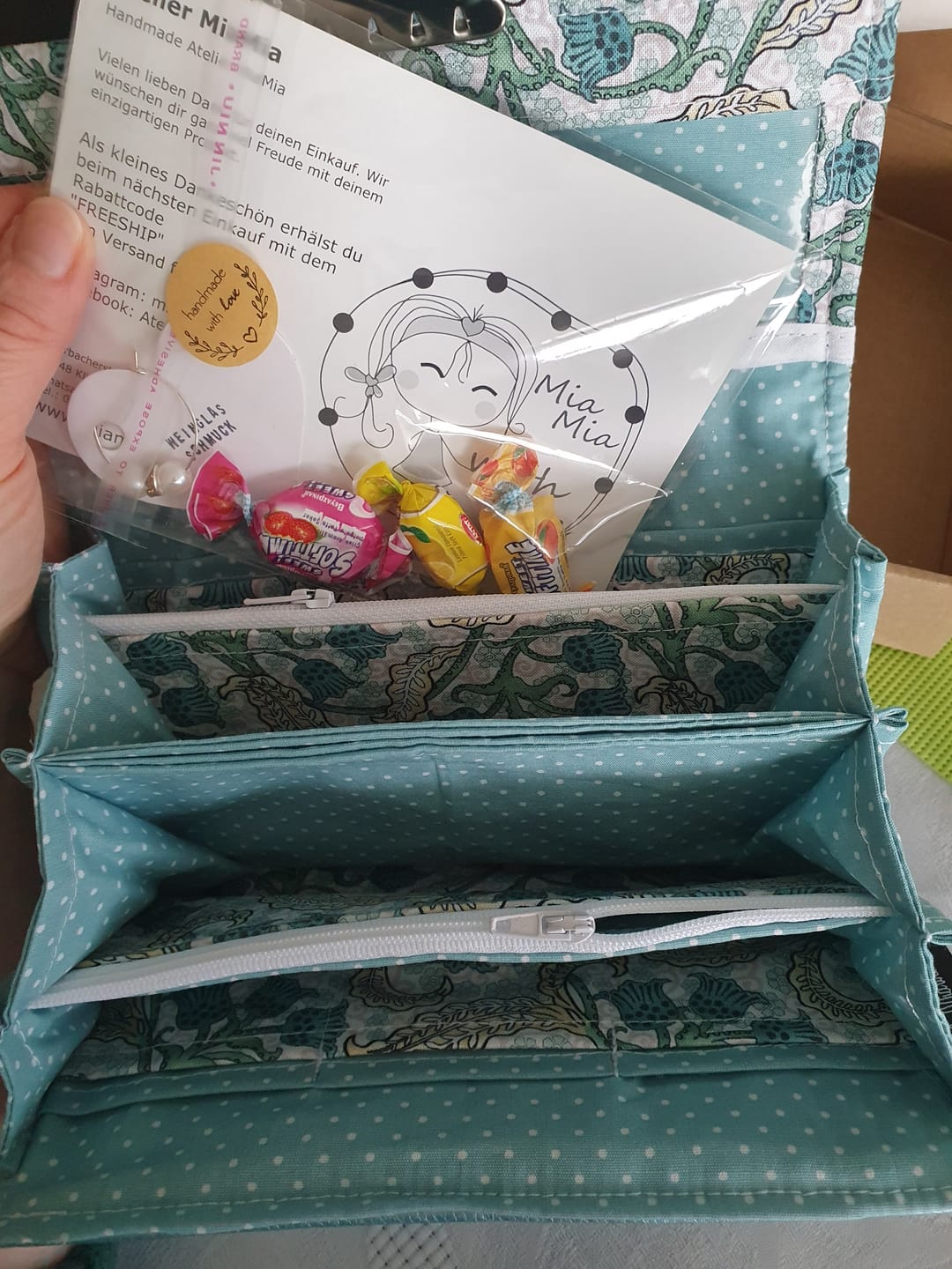 Customer photo review of Geldbörse blau metallic Kunstleder von Atelier MiaMia