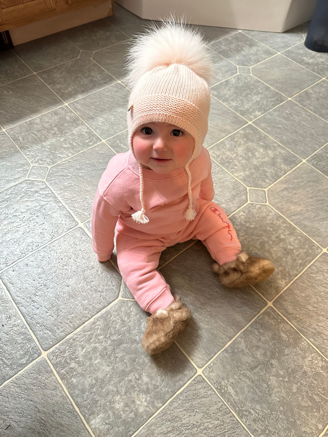 Customer photo review of Cashmere Aviator Pom Hat