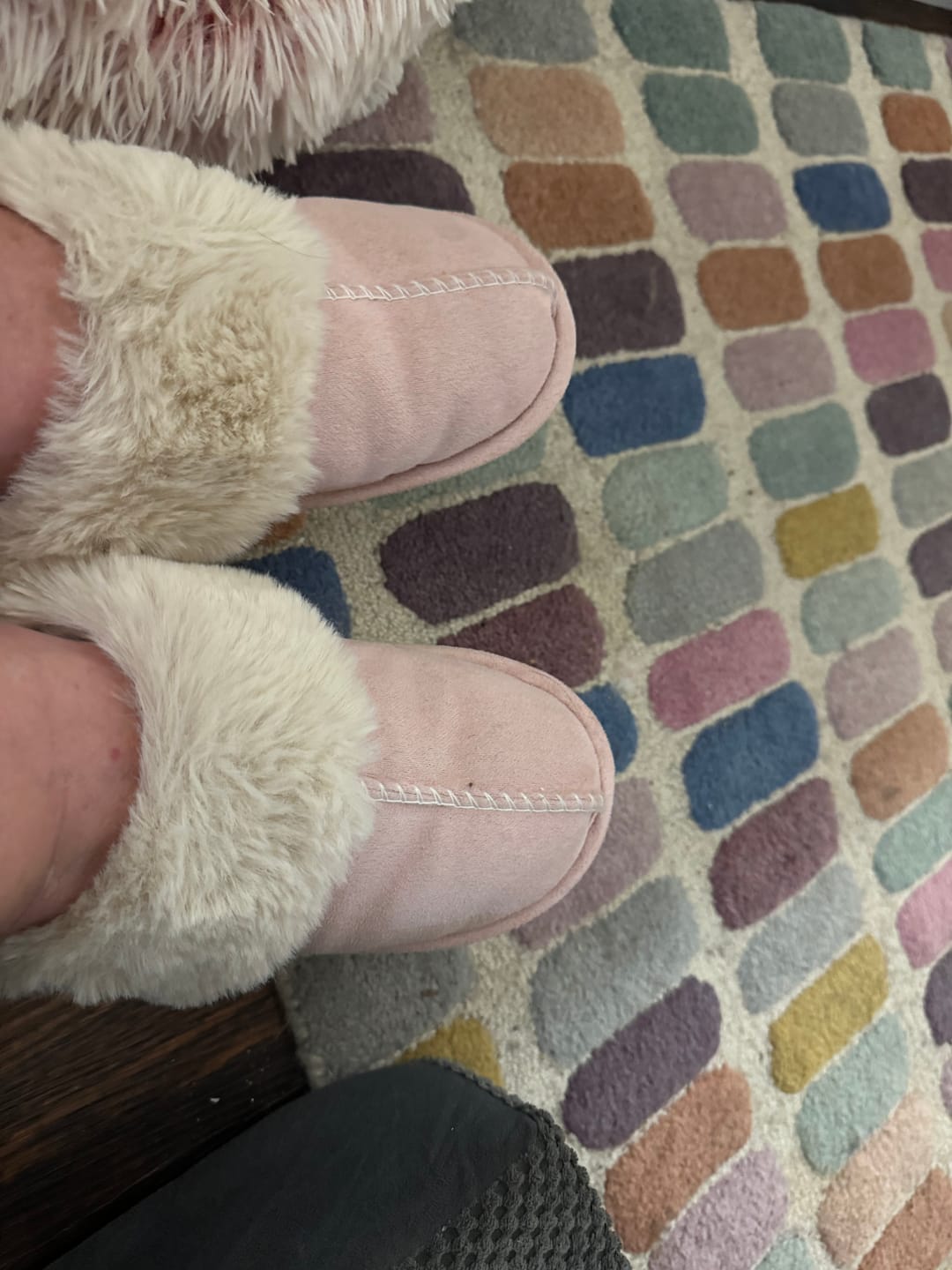 Customer photo review of Nordic Comfy Slippers