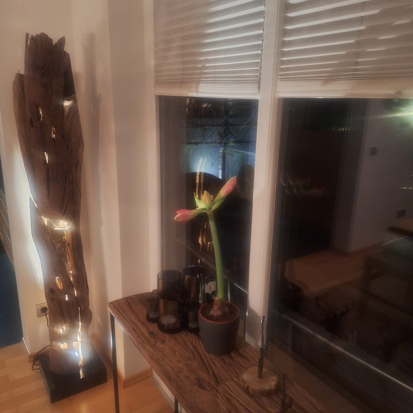 Customer photo review of Teakholz Stehlampe ALMA | Höhe 180 cm