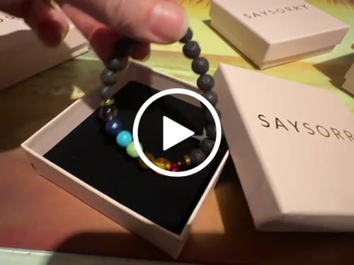 Customer video review of »Die 7 heilenden Chakras« Blockadenlöser aus natürlichem Lava-Gestein inkl. abgebrochener Stern