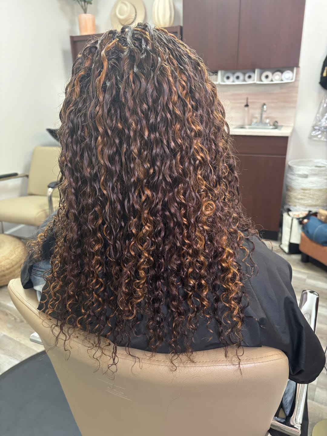 Customer photo review of #4 Medium Brown Water Wave Human Crochet Hair
