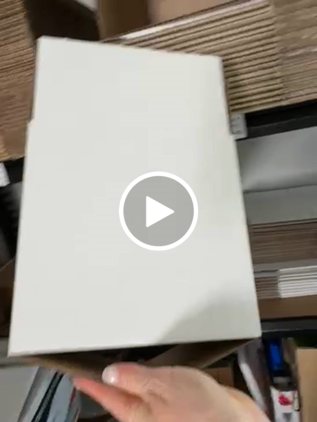 Customer video review of 200 x 200 x 200mm Regular Slotted Mailing Box White B7