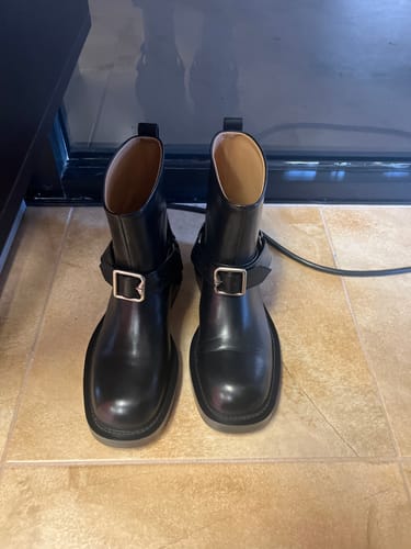 Customer photo review of Iris Black