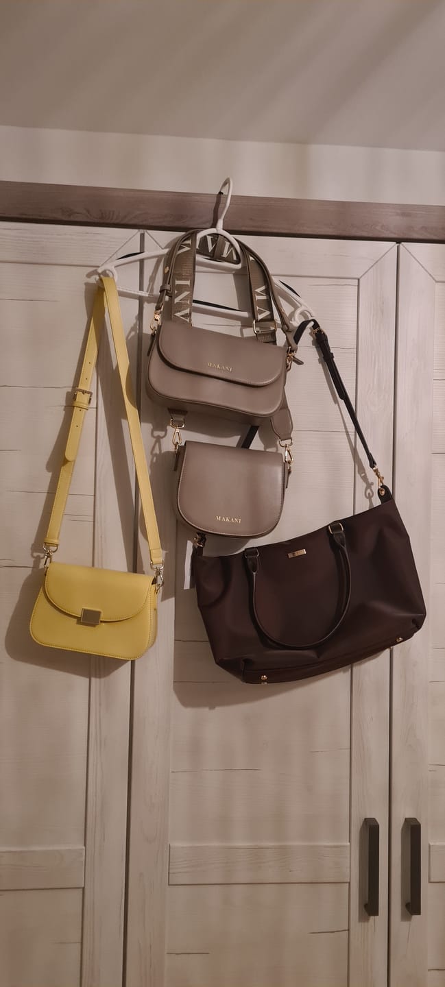 Customer photo review of CHLOIE - TAUPE