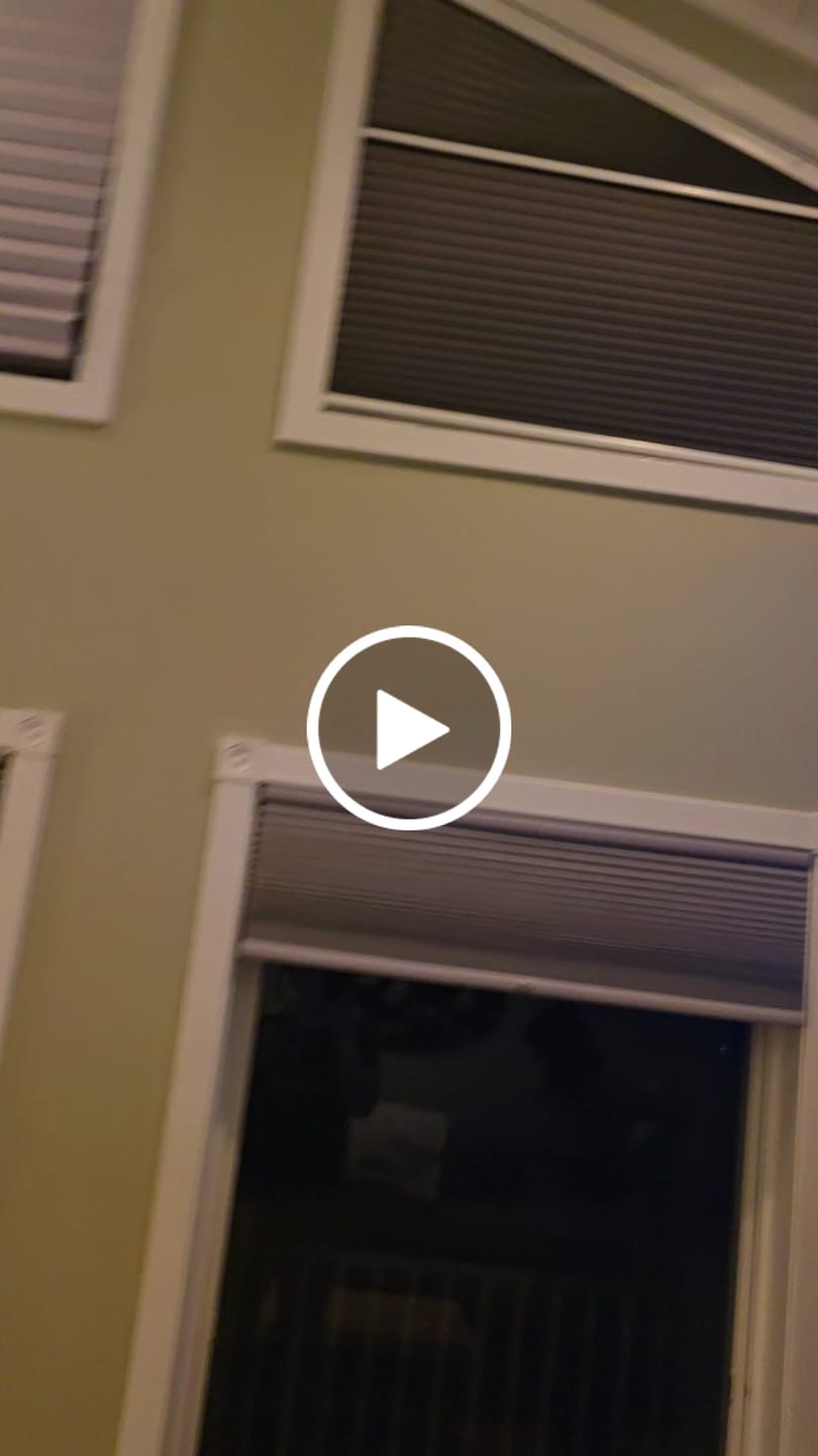 Customer video review of SmartWings Motorized Blackout Trapezoid Cellular Shades Nowa