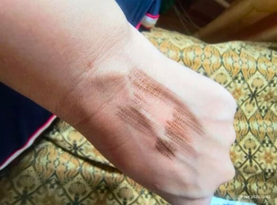 Customer photo review of Awaken™ Dual-Action Brow Wand