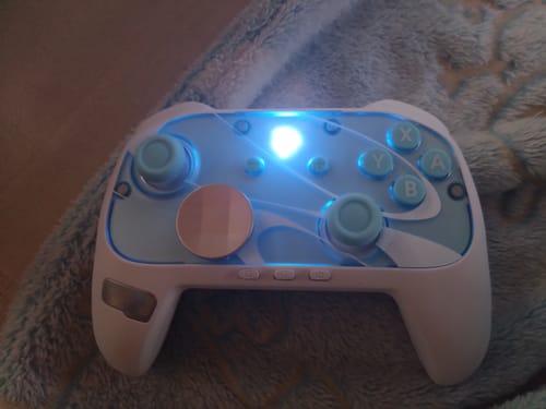 Customer photo review of EasySMX® S10 Gaming Controller for Switch 2: Wake up, TMR Sticks, HD Rumble