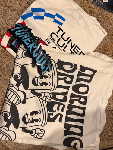 Customer photo review of MYSTERY TEE