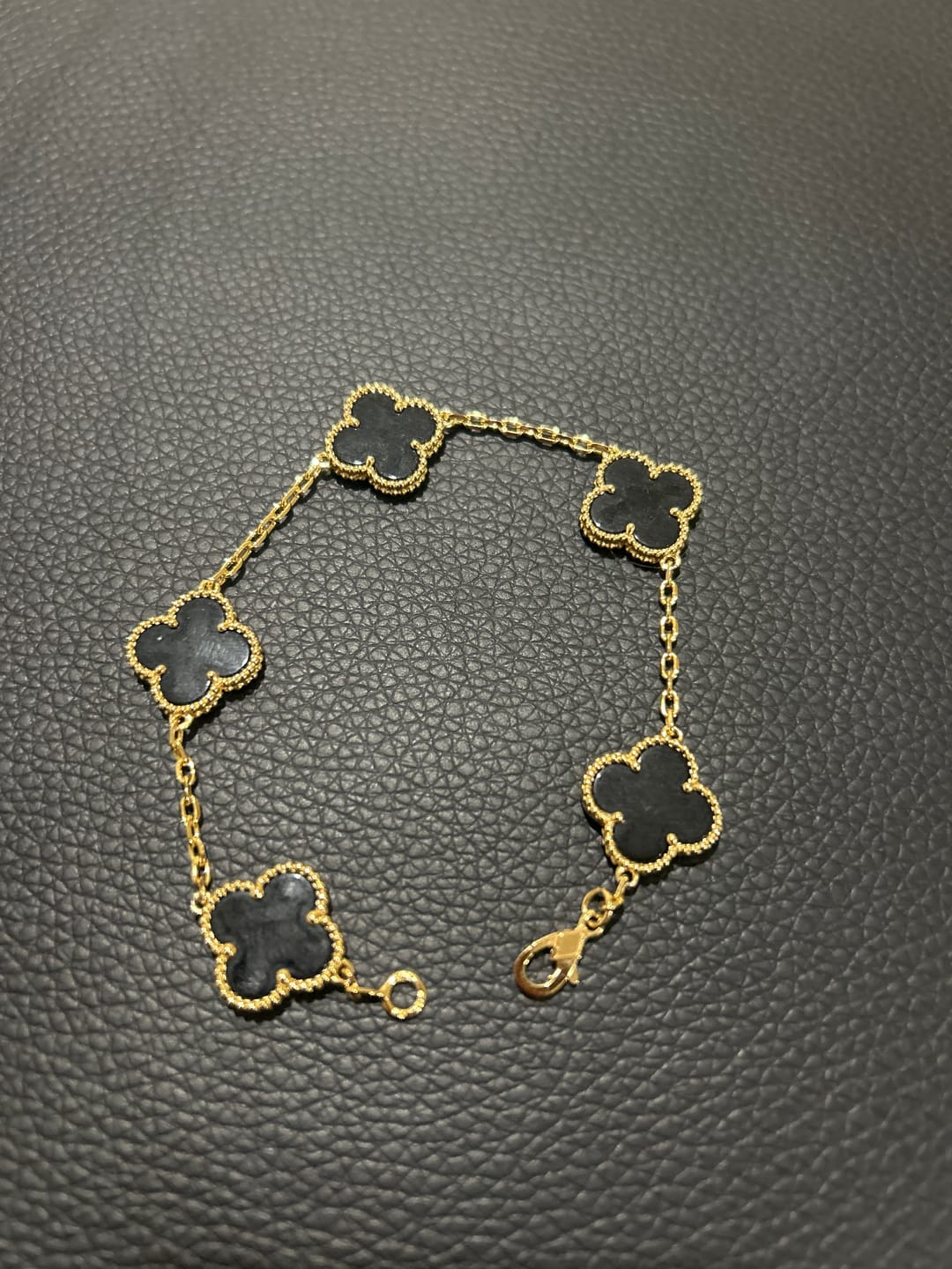 Customer photo review of 925 Silver, Lucky Clover Leaf Bracelet, 18K Gold Plated