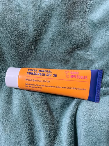 Customer photo review of Sheer Mineral Sunscreen SPF 30