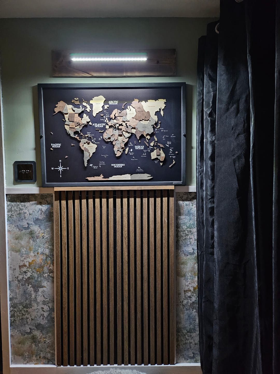 Customer photo review of 3D Wooden Panel World Map - Smokey