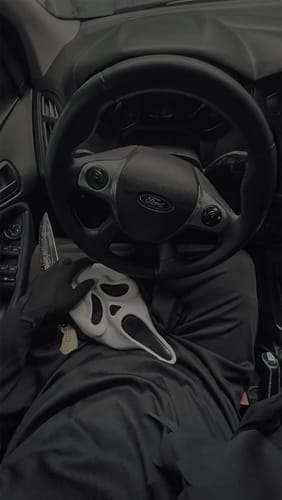 Customer photo review of Manto Clássico Ghostface - Tecido Premium