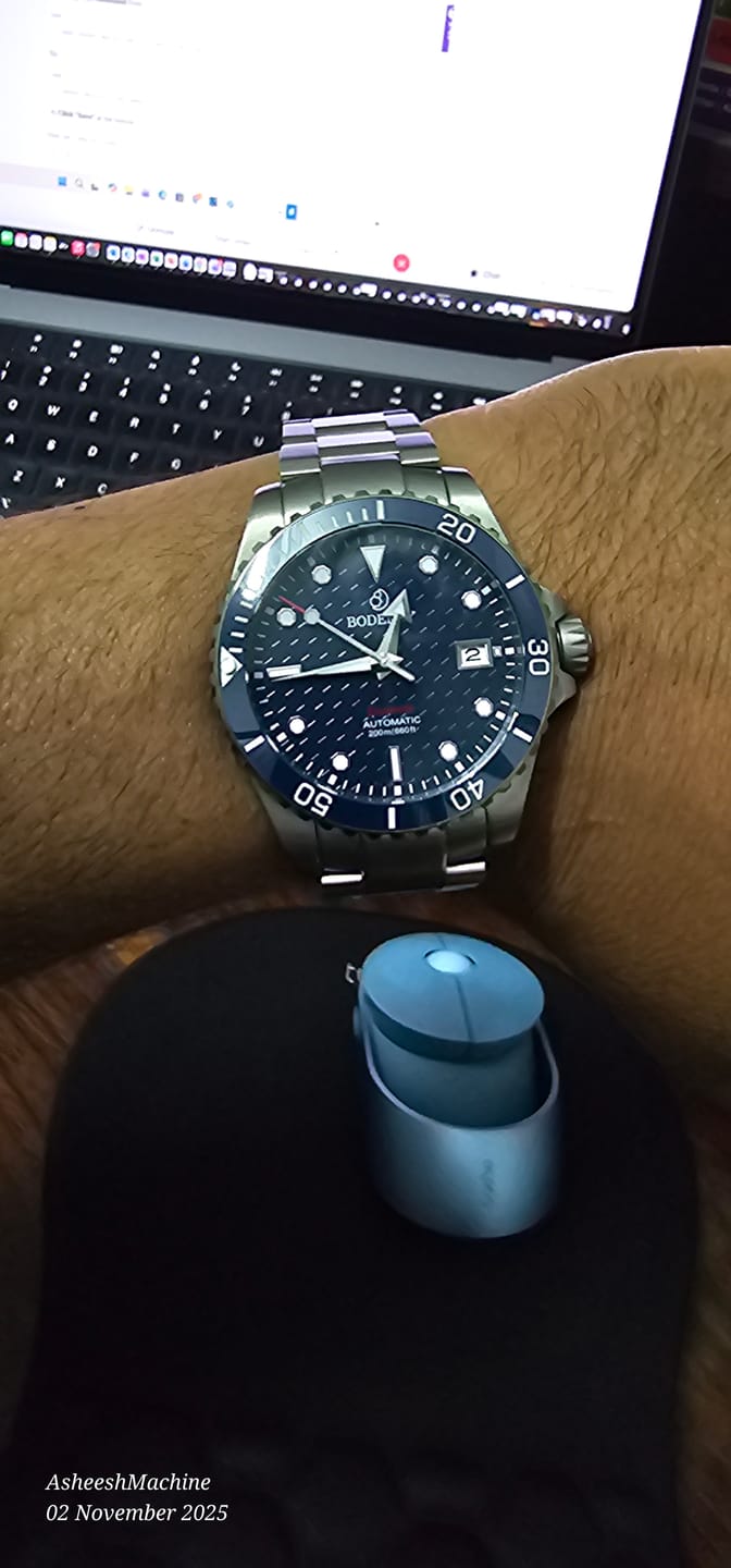 Customer photo review of SEATURTLE.OCEAN(TITANIUM) - Automatic Titanium Diver Watch | Sea Blue/Ti-bracelet