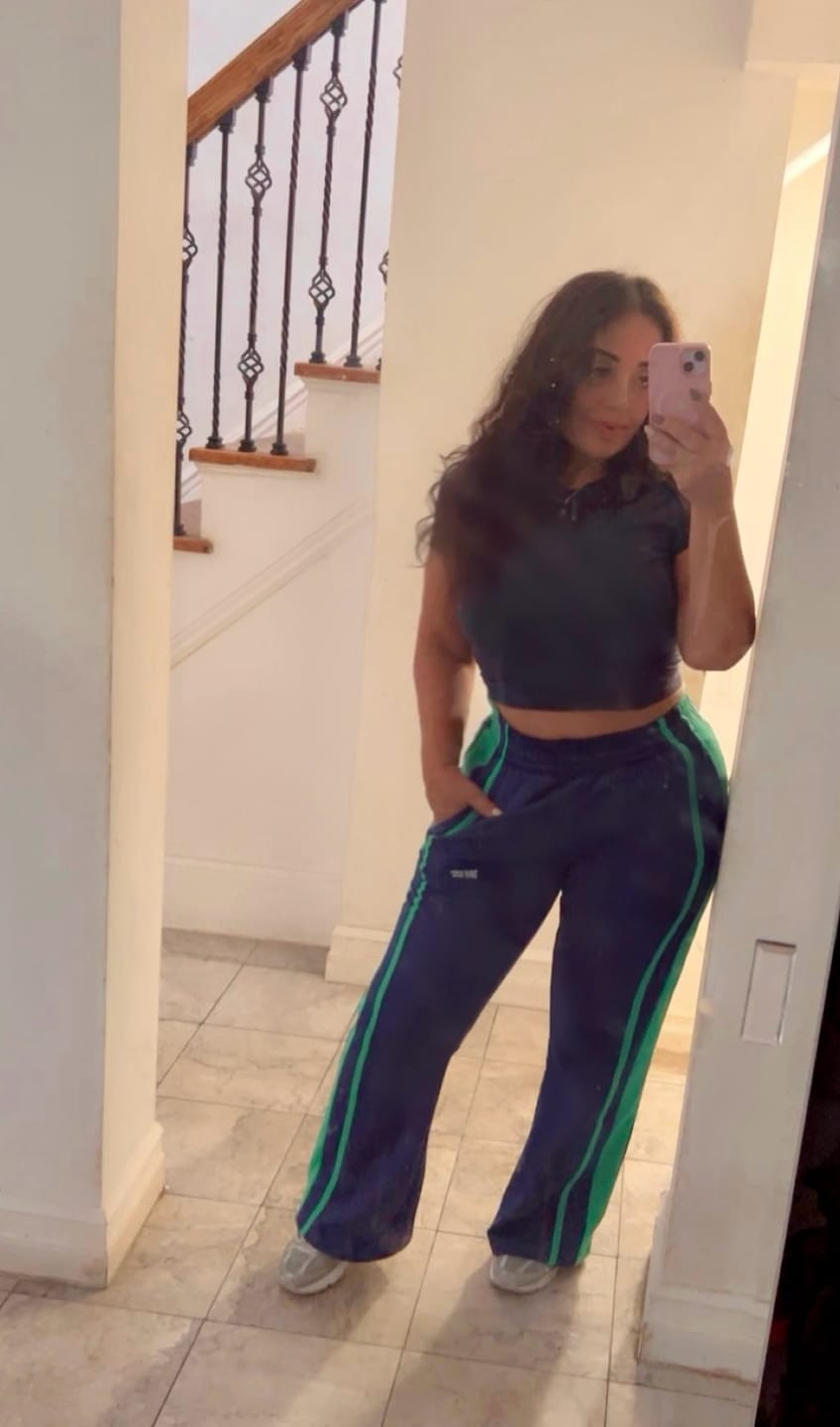 Customer photo review of Sizzlin' Wide Leg Sweatpants