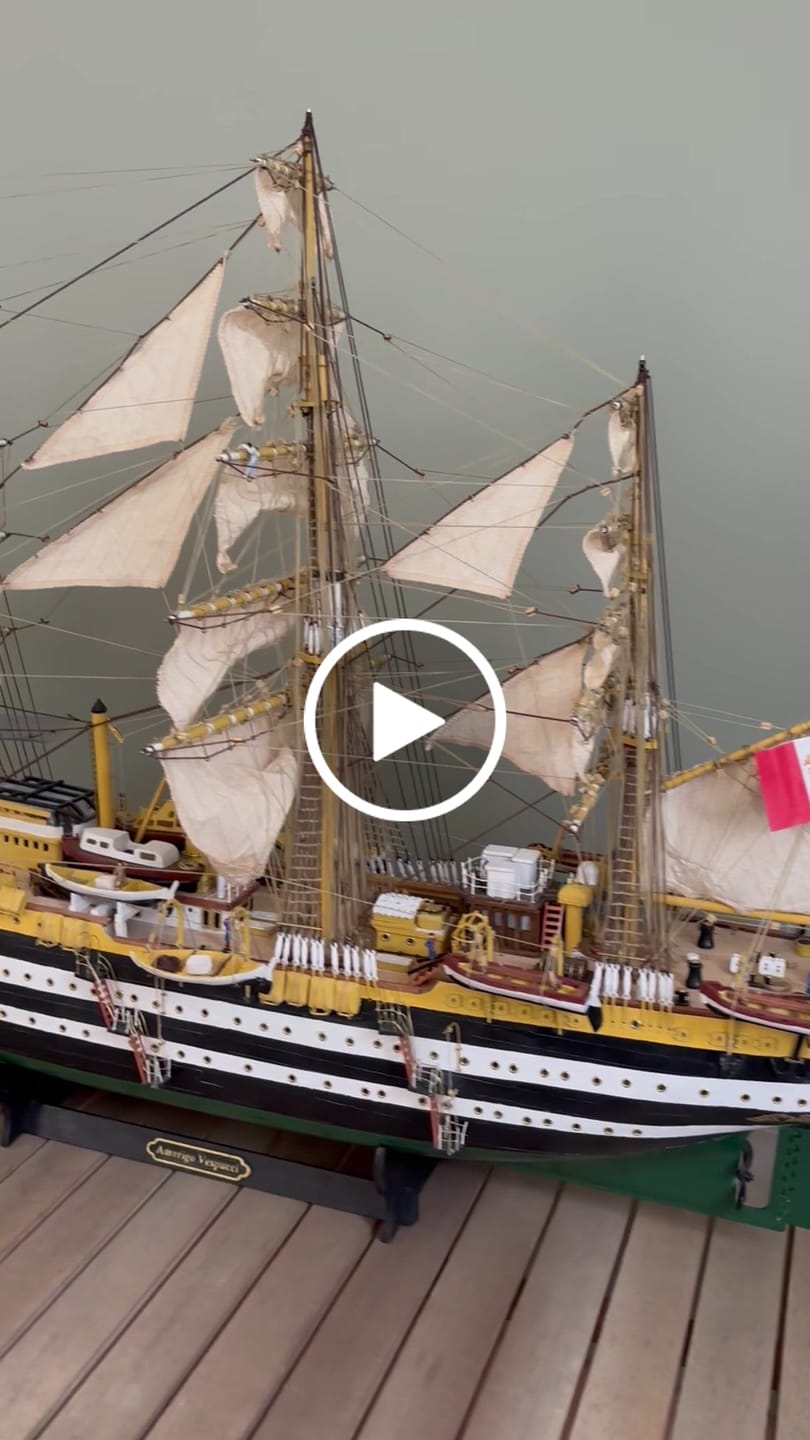 Customer video review of Maqueta Barco Amerigo Vespucci