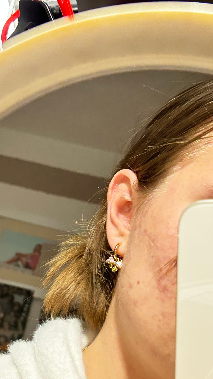 Customer photo review of Sweet Bow Ohrringe | 18K vergoldet