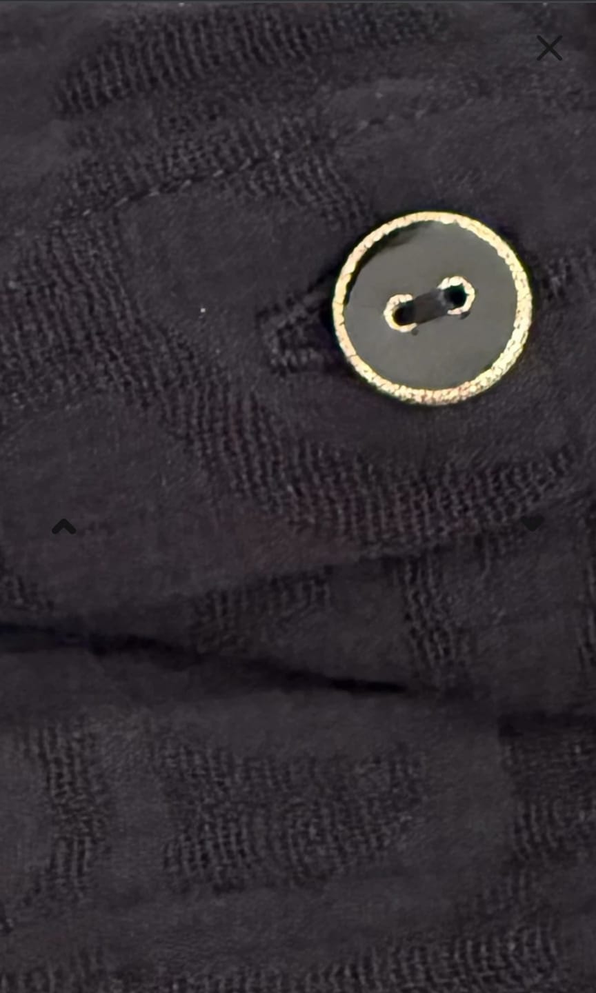 Customer photo review of Robe Yuna - Double gaze de coton/lin jacquard fleuri noir