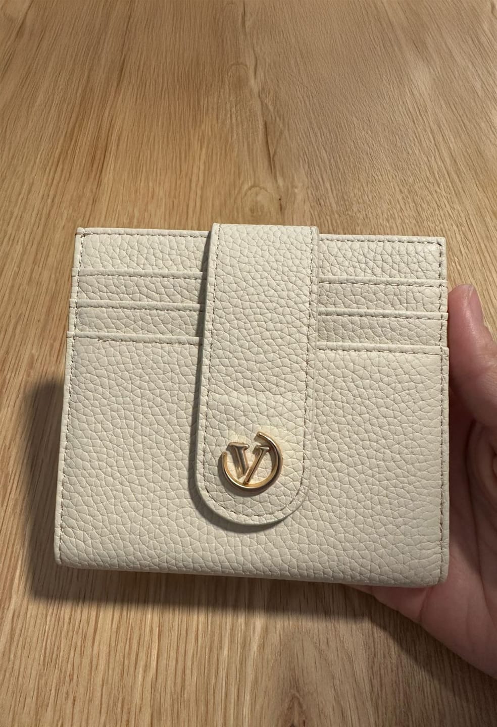 Customer photo review of Valor VN800 Leather Wallet For Women
