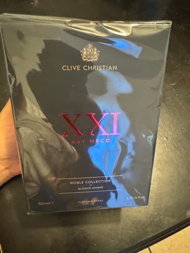 Customer photo review of Clive Christian Art Deco Blonde Amber