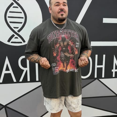 Customer photo review of [Limited Edition] 'Mortal Kombat: Scorpion' Heavyweight T-Shirt