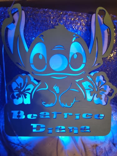 Customer photo review of Lampada Stitch con Nome Personalizzato