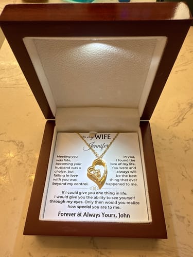 Customer photo review of To My Wife - Forever Love Necklace Gift Set - SS568