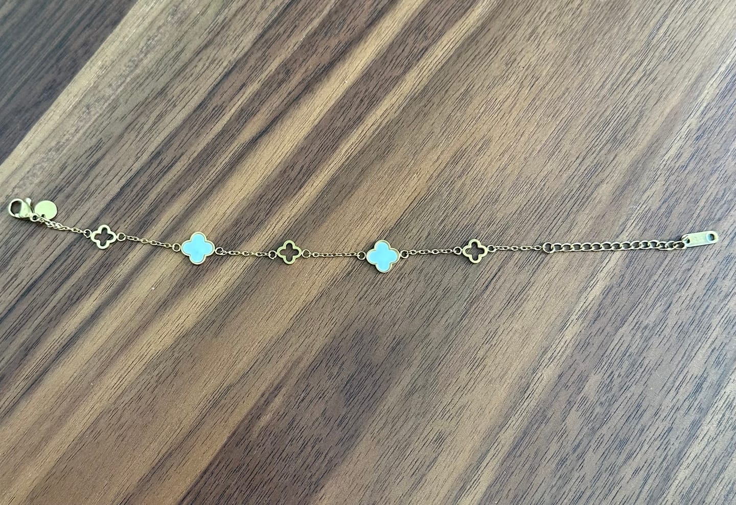 Customer photo review of Lucia Clover Bracelet