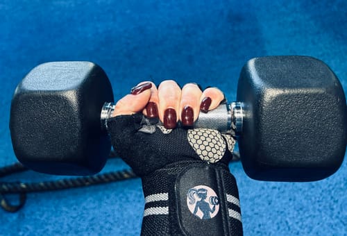 Customer photo review of Workout Gloves With Wrist Support