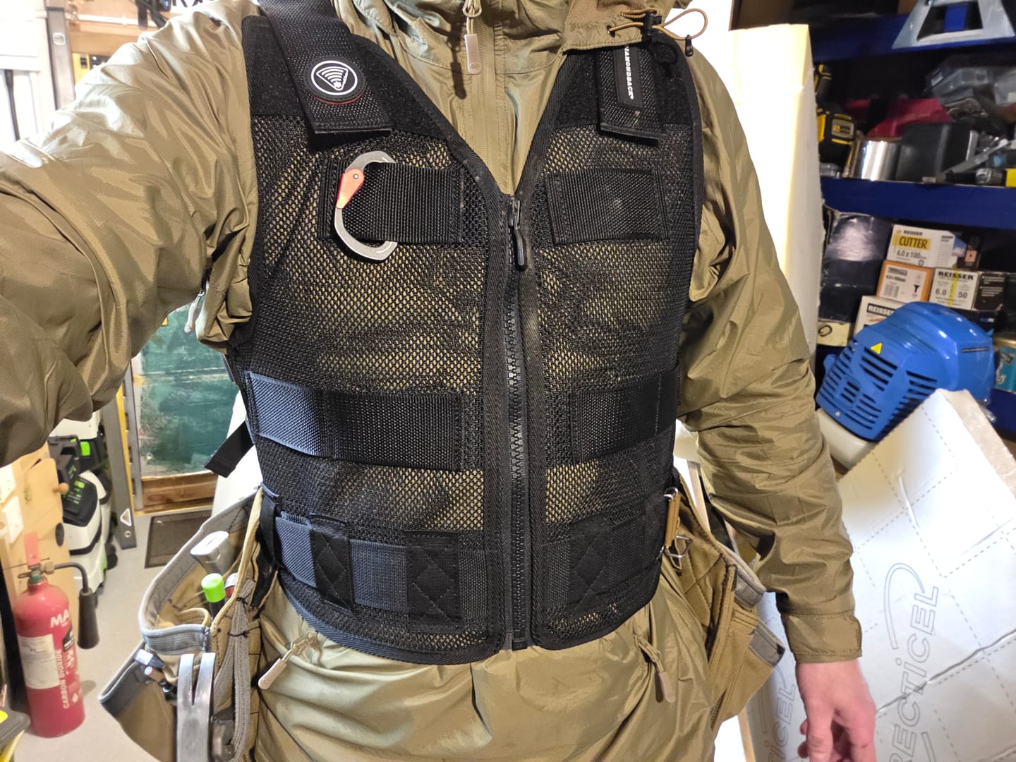 Customer photo review of DiamondBack Toolbelts | 701 Vest Black