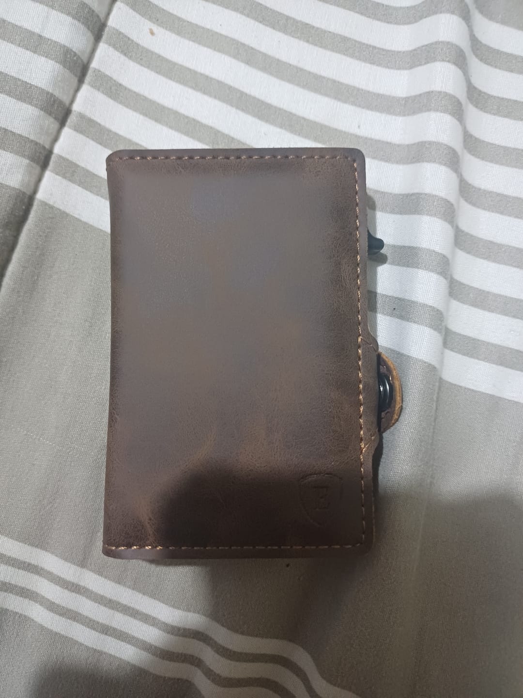 Customer photo review of E - DOUBLE DARK BROWN